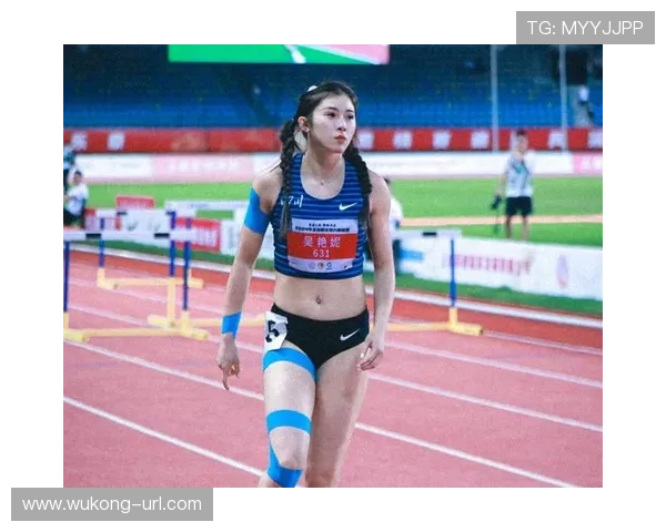 吴艳妮这生活节奏也太戏剧化了，球场上刚刚瘦到极致，私底下居然狂吃炸鸡？