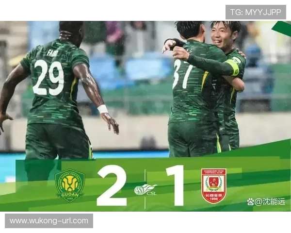 国安中场节奏混乱，控球数据尚可却难掩组织失控局面