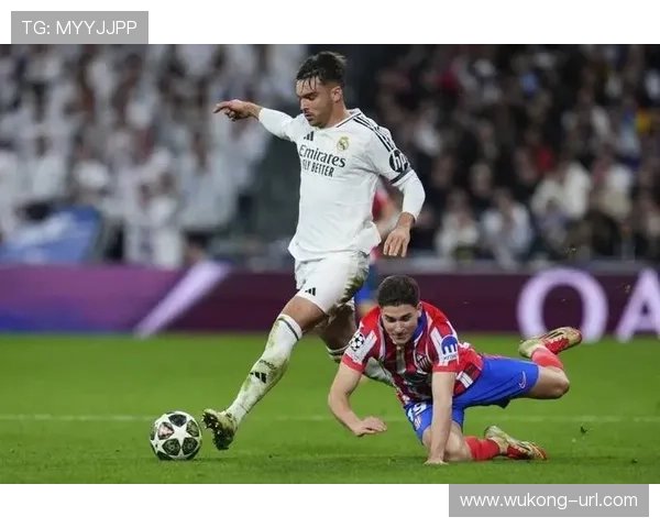 接管防线本赛季后卫拉莫斯较赛季初更果断压制前锋